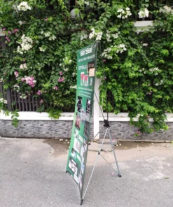 chân standee chữ x