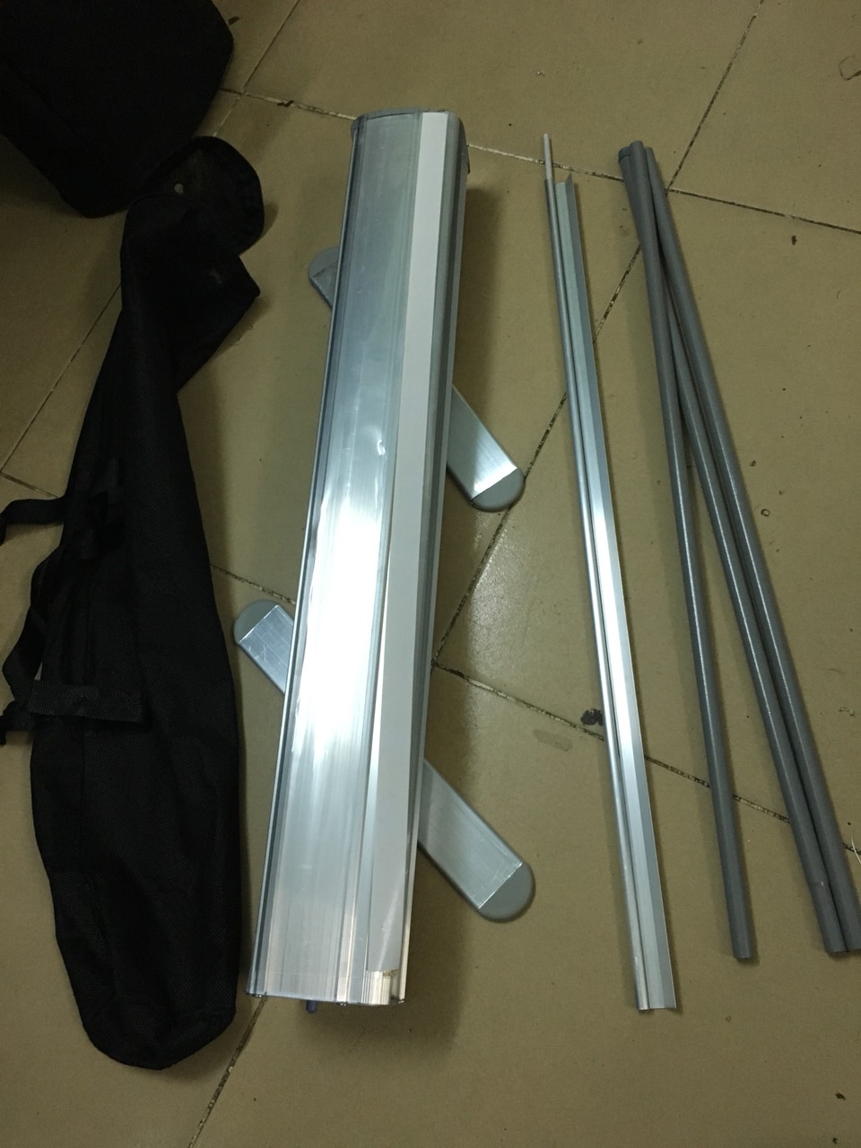 Banner - standee Cuốn Nhôm thường kích thước 60x160cm 1 cuon nhom thuong 06