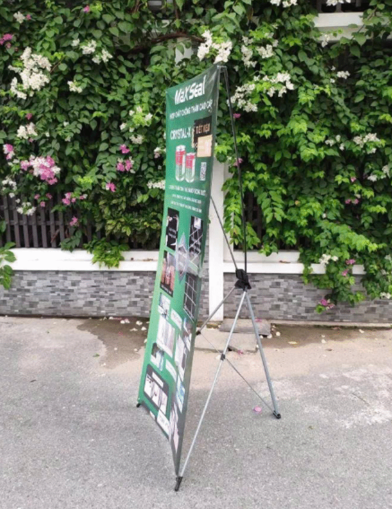 Standee Chữ X Nên Chọn Kích Thước Nào Phù Hợp Nhất? Standee Chữ X Nên Chọn Kích Thước Nào Phù Hợp Nhất?