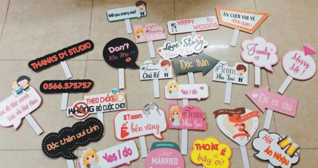 Xưởng In Hashtag Cầm Tay – Lên Mẫu Miễn Phí, Lấy Ngay 2H