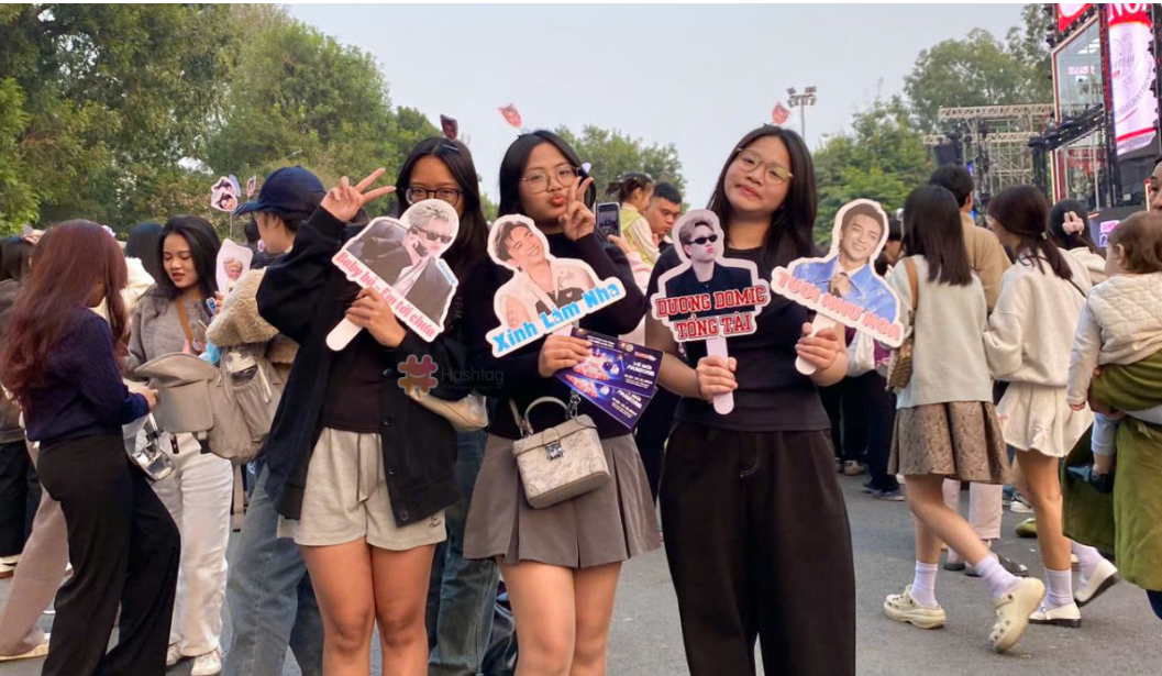 Hashtag Cầm Tay Là Gì Và Dùng Khi Nào? In Nhanh 2H Giá Xưởng