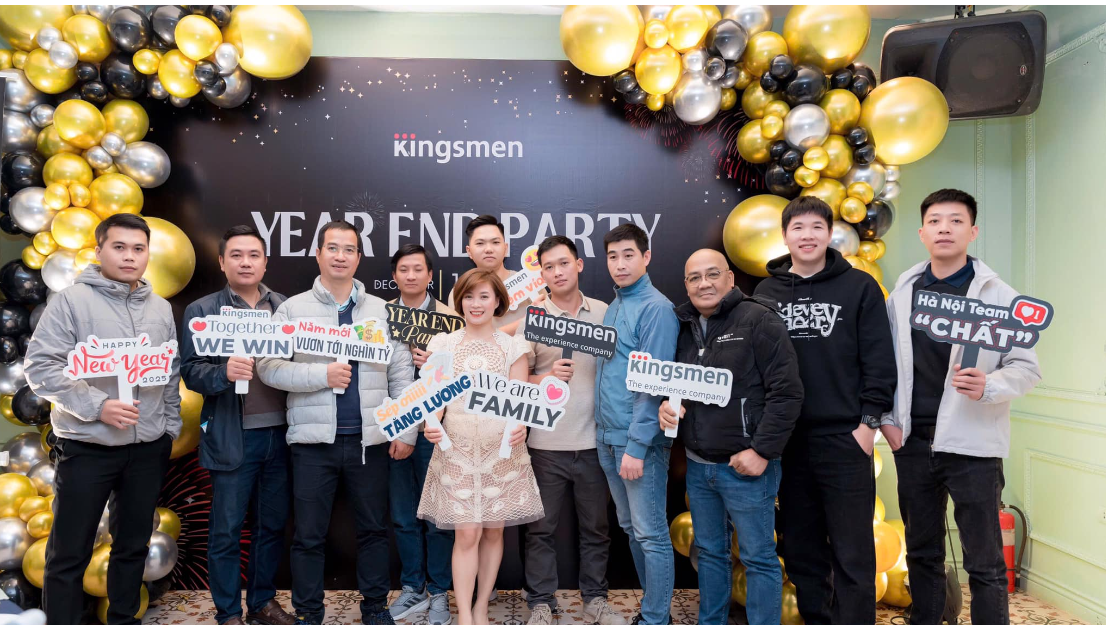 Hashtag Cầm Tay Là Gì? Vì Sao Sự Kiện Nào Cũng Cần? - cận cảnh